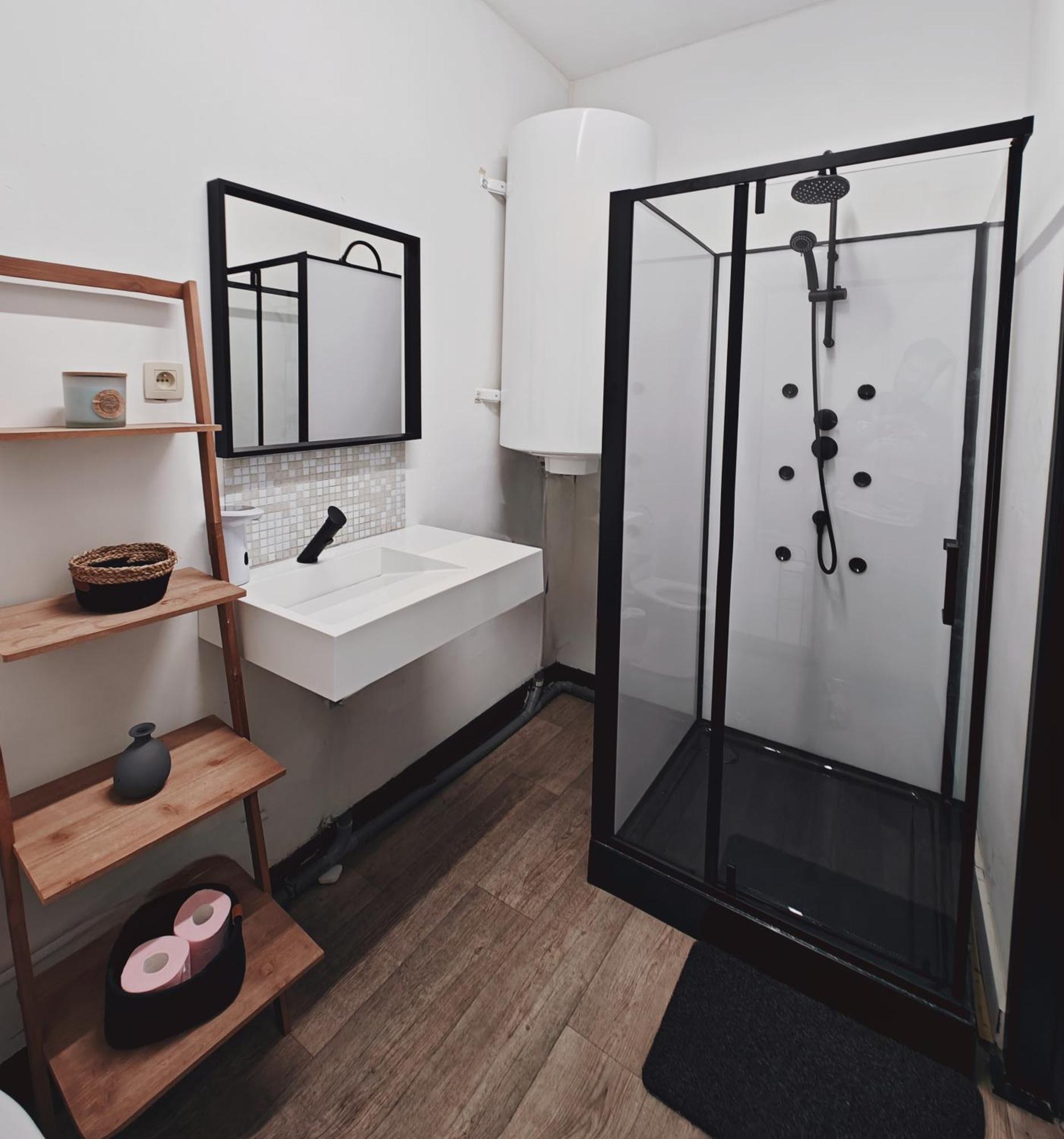 Private Room In Center Of Charleroi Kültér fotó